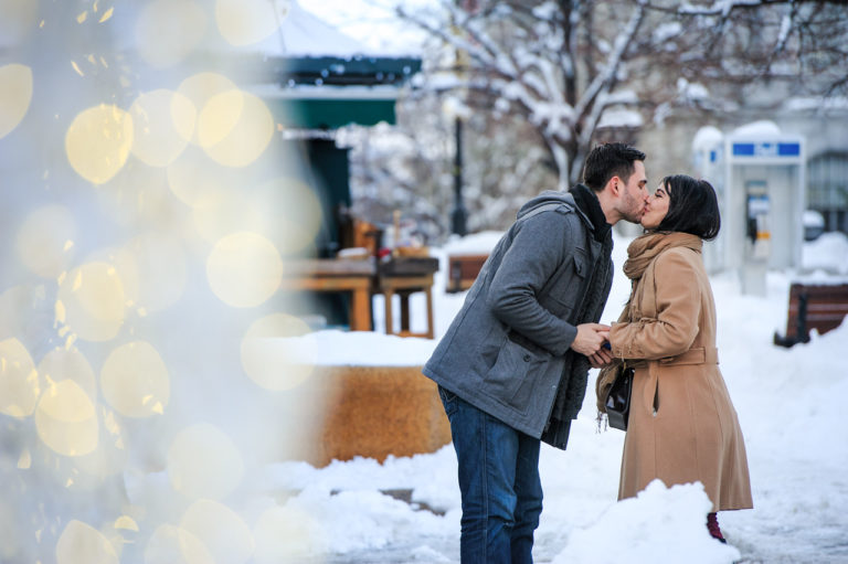 A winter proposal in Old Montreal