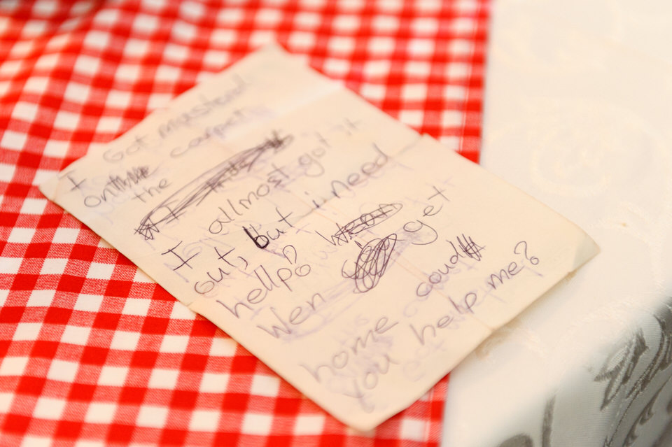 The bride’s step-dad kept this childhood note for years in his wallet.