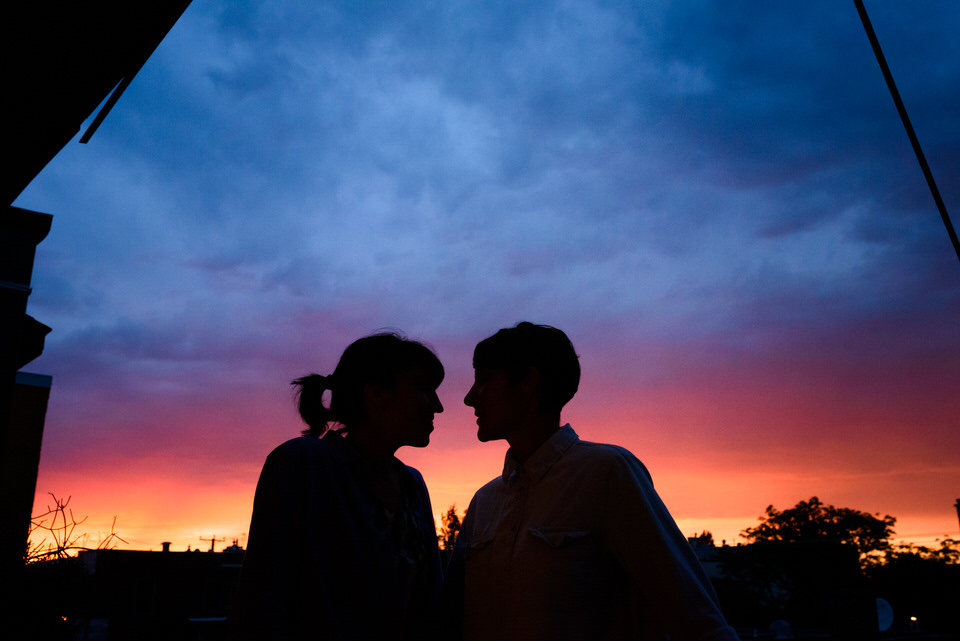 Sunset couple photo in Villeray, Montreal