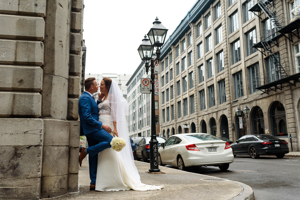 Wedding portrait in Old montreal