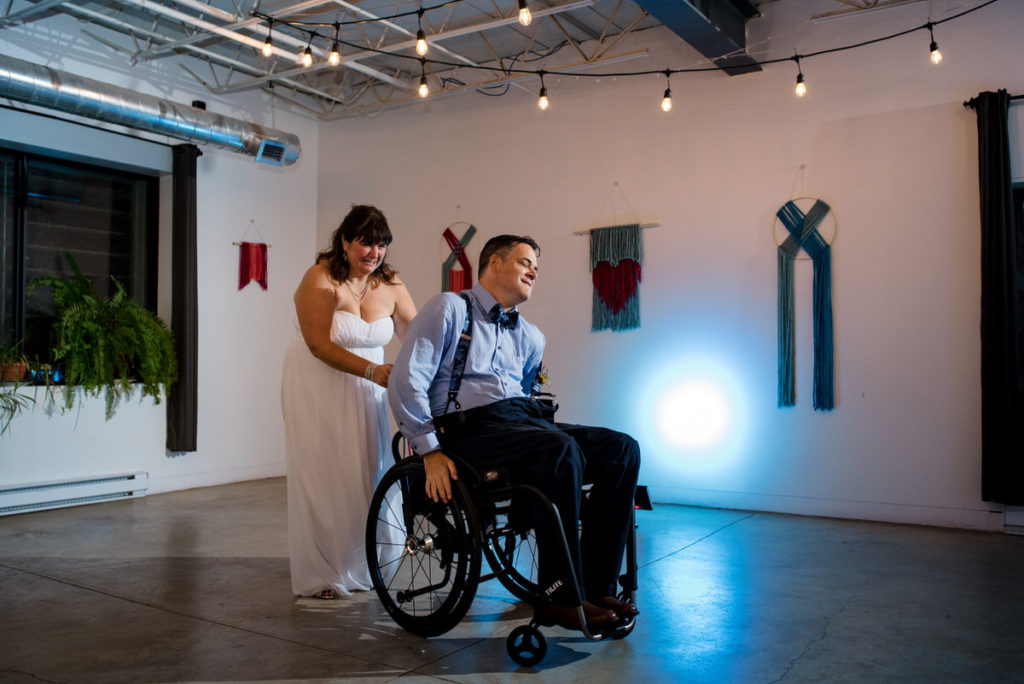 Wedding couple's first dance