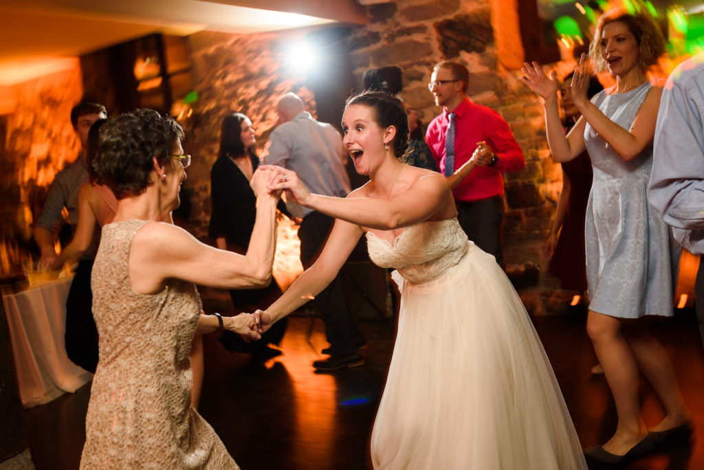 Bride dancing with her mom