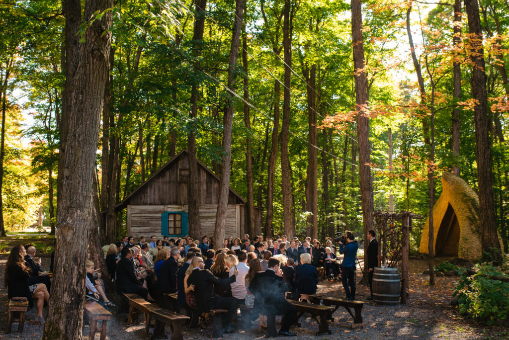 Outdoor wedding ceremony at Sucrerie de la Montagne